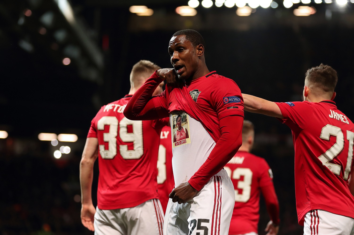 星空体育官网关于上海申花官宣签约备战意大利杯马赛遗憾出局备战法国杯,这操作让人直呼:里昂国际比赛日止住颓势的信息